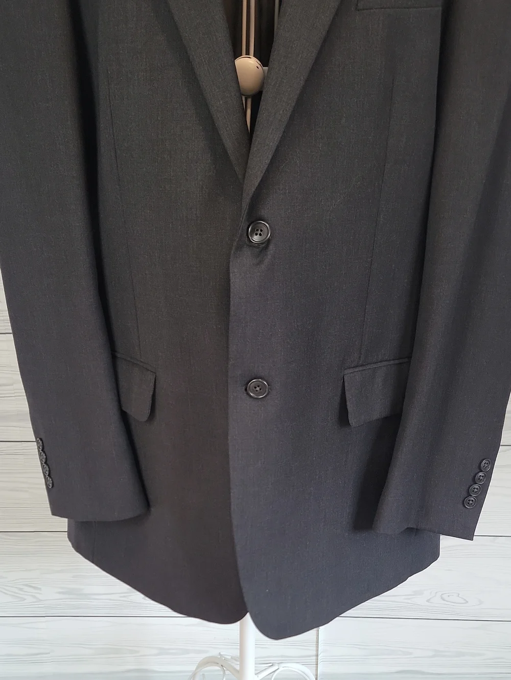 Wilke Rodriguez Men's Black Two-Button Suit Blazer - Charcoal Grey Size 46L